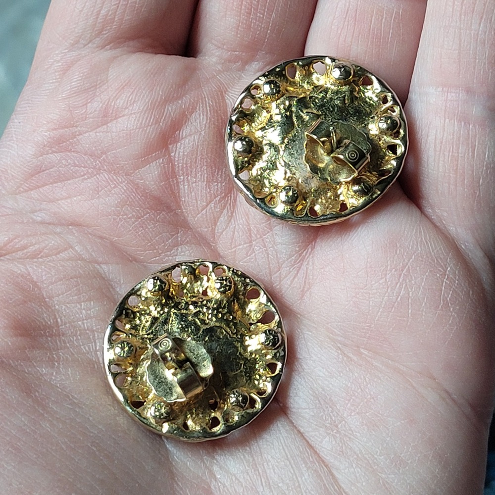 Vintage Faux Pearl Black Crystal Gold Tone Round Stud Button Earrings 0.75 Inch - Picture 4 of 6